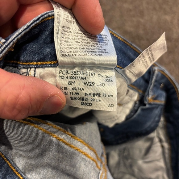 Levi's Women's Classic Midrise Skinny Jeans - Picture 5 of 6